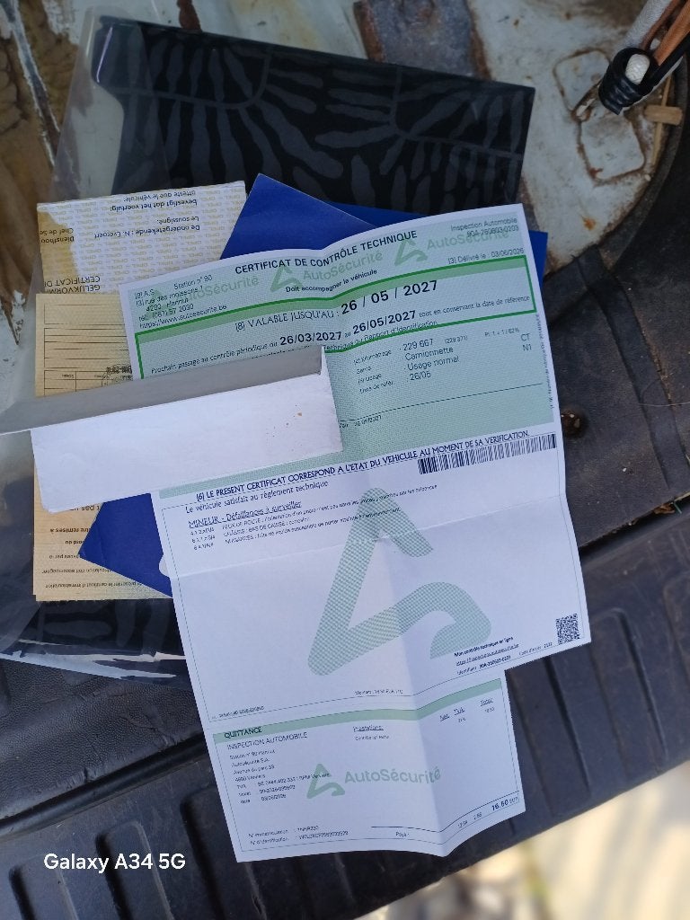 Av camionnette, Autos, Achat, 4 portes, 2 places, Boîte manuelle