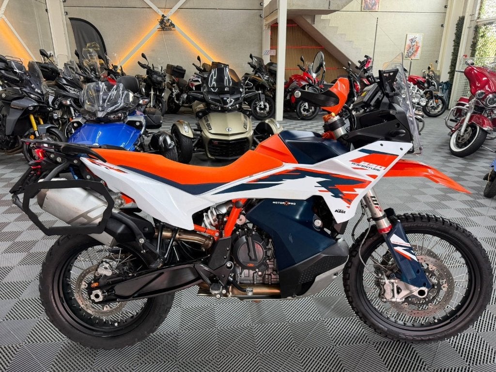 KTM ADVENTURE  890 R * 2025 * GARANTIE * 5.500 km, Motos, Permis Moto A, Entreprise, Occasion, Plus de 35 kW