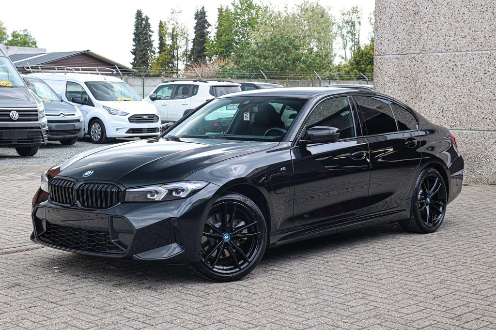 BMW 3 Serie 320 M-PAKKET*BENZINE-PLUG-IN-HYBRIDE*AUTOMAAT*NI, Auto's, Automaat, Achterwielaandrijving, Gebruikt, 4 cilinders