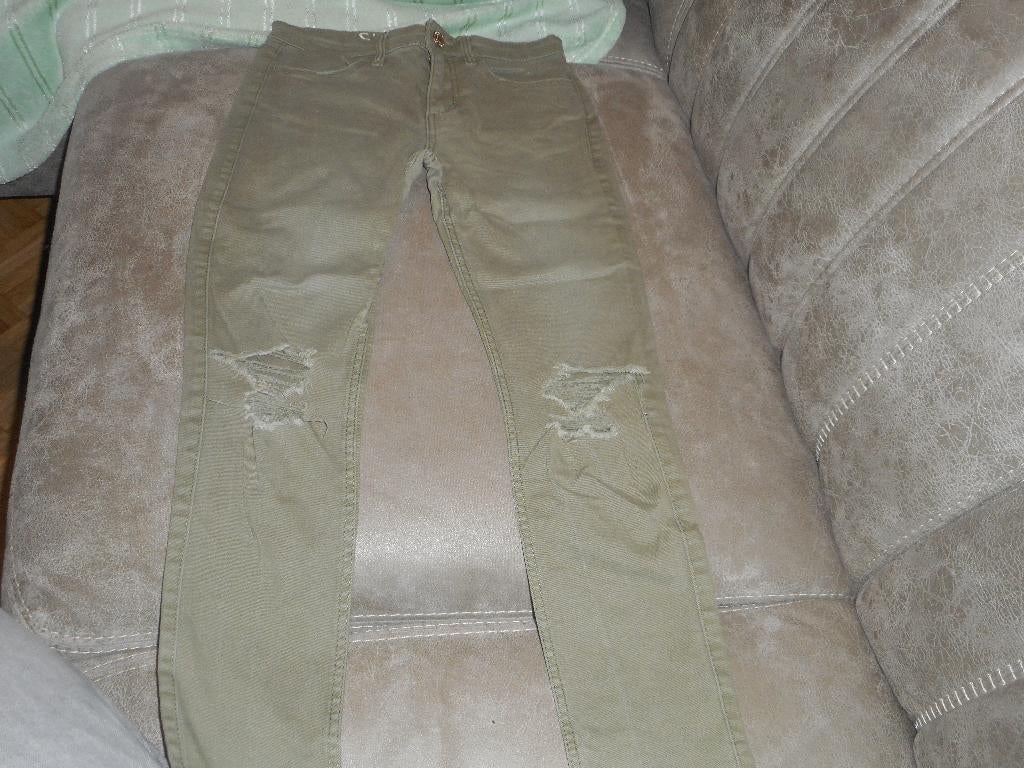 kaki skiny fit jeans maat 140, Kinderen en Baby's, Kinderkleding | Maat 140, Broek, Meisje, H&M, Ophalen of Verzenden