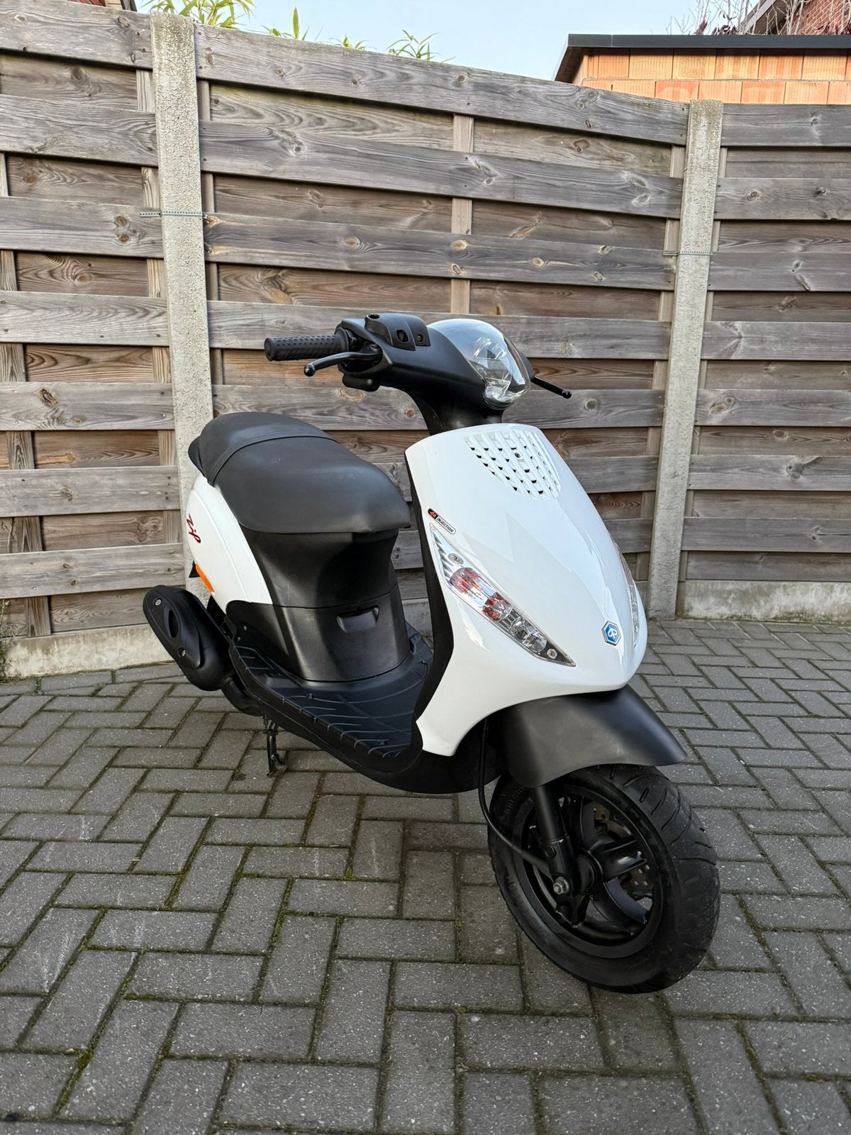 Piaggio zip A klassen, Ophalen, Zo goed als nieuw, Zip