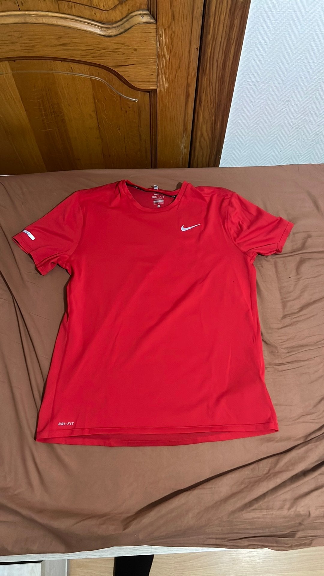 T-shirts, Vêtements | Femmes, T-shirts, Enlèvement, Comme neuf, Taille 38/40 (M)
