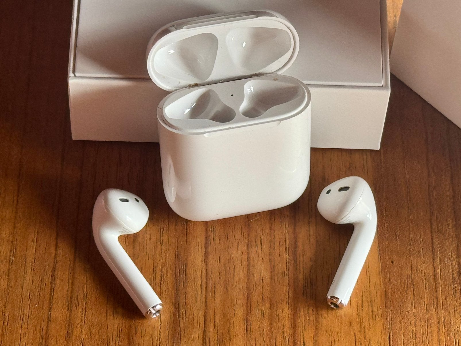 Apple Airpods 2 Generation Wit, Telecommunicatie, Nieuw, Bluetooth, Ophalen of Verzenden, Apple