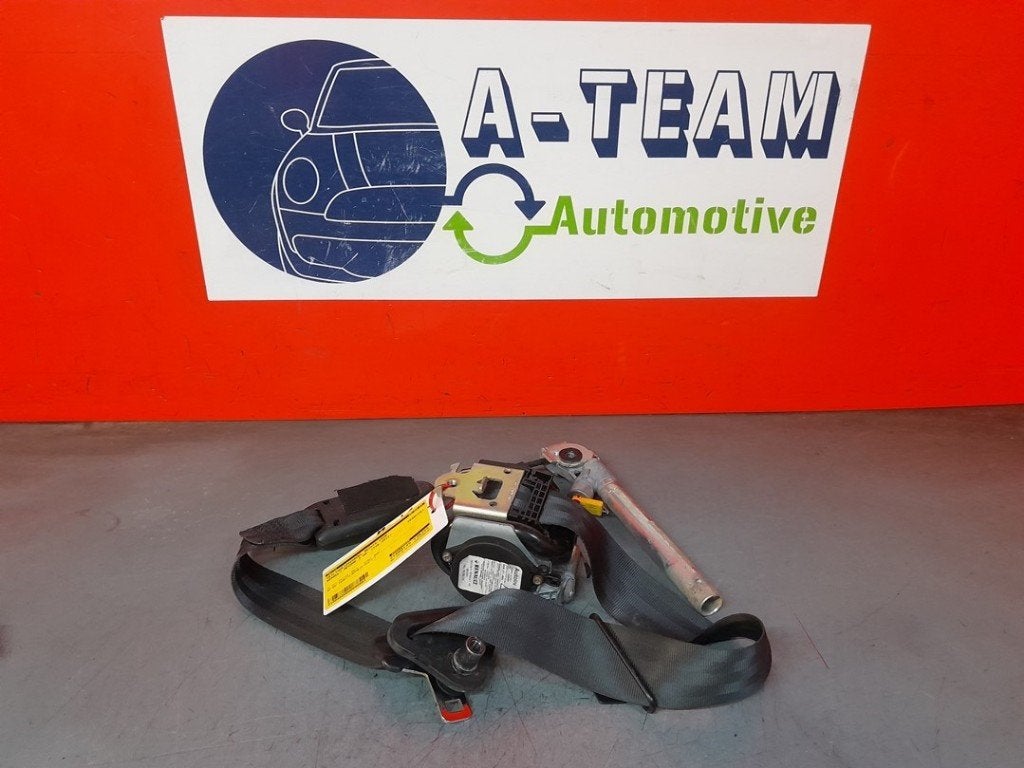 CEINTURE DE SECURITE AVANT DROIT Megane III Grandtour (KZ), Renault, Utilisé, Peter-Huppertz-Straße 5
51063  Köln, DE, Dialog.deutschland@renault.de