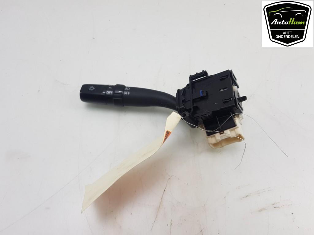 KNIPPERLICHTSCHAKELAAR Toyota Corolla Verso (R10 / 11), Auto-onderdelen, Gebruikt, Toyota