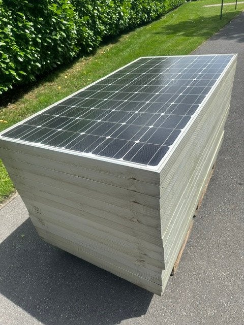 zonnepanelen, Doe-het-zelf en Bouw, Zonnepanelen en Toebehoren, Ophalen, Gebruikt, Paneel, 100 tot 200 wattpiek