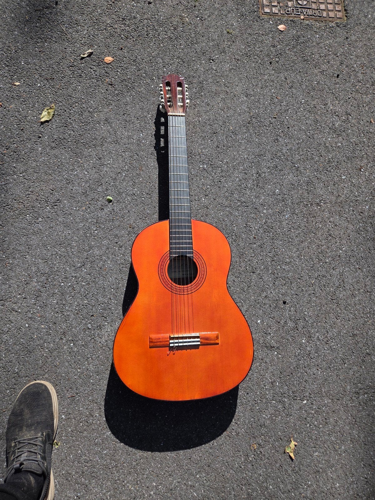 Gitaar, Ophalen