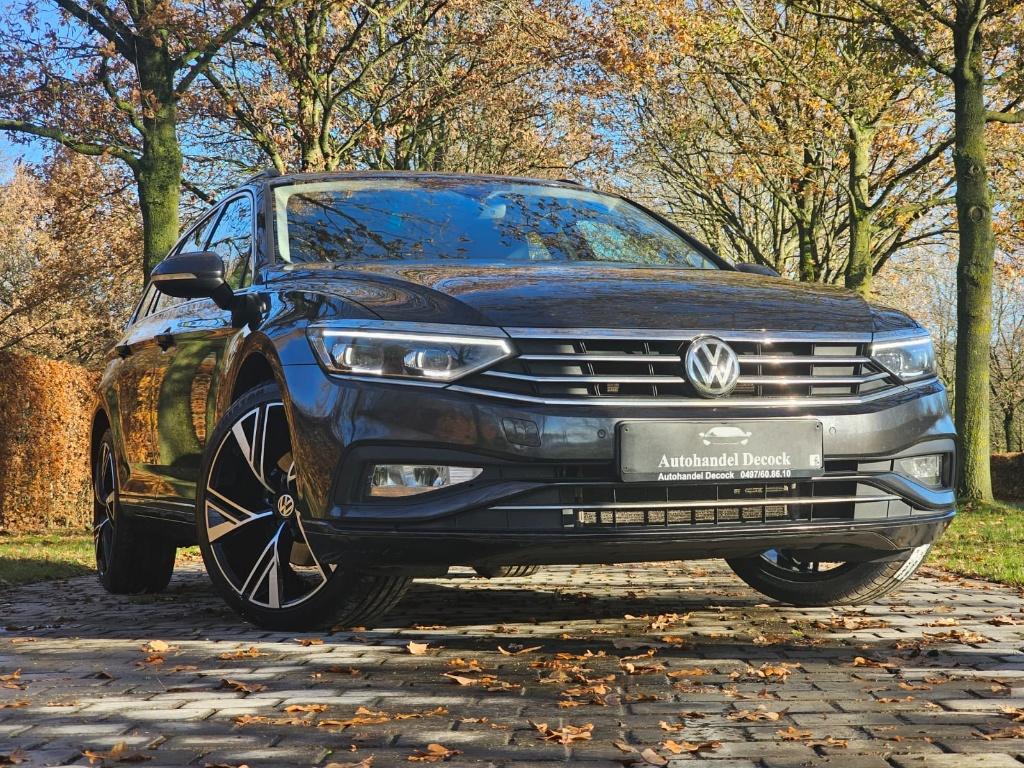 Volkswagen Passat 1.6 diesel STYLE |19 POUCES | ATTELAGE, Argent ou Gris, Euro 6, Entreprise, Entretenue par le concessionnaire