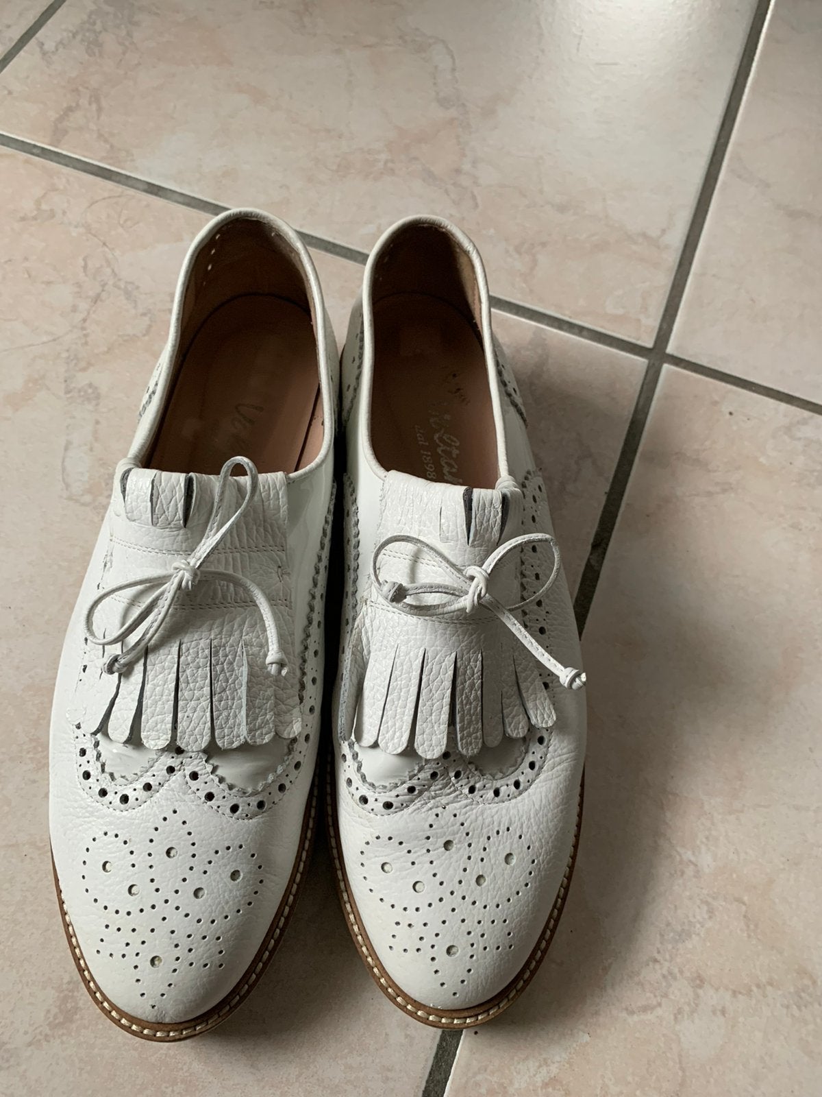 Kwaliteitsleer schoenen wit Voltan 42 als nieuw, Enlèvement ou Envoi, Comme neuf, Blanc