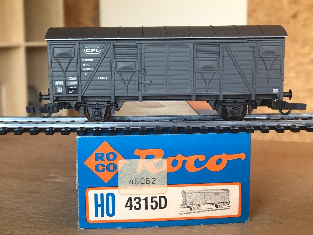 ROCO 4315D CFL WAGON Gs COUVERT HO, Verzenden, Wagon, Roco