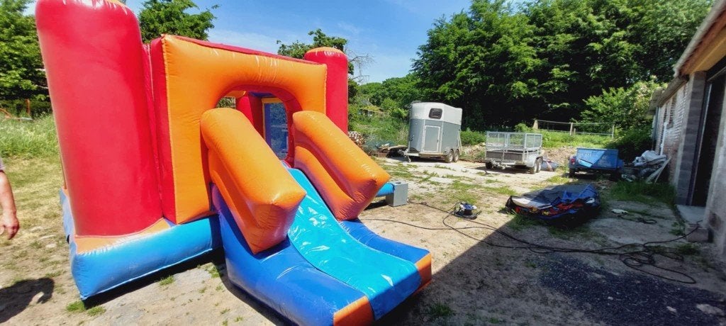 LOCATION: Château gonflable Clown 1, Hobby & Loisirs créatifs, Enlèvement, Comme neuf