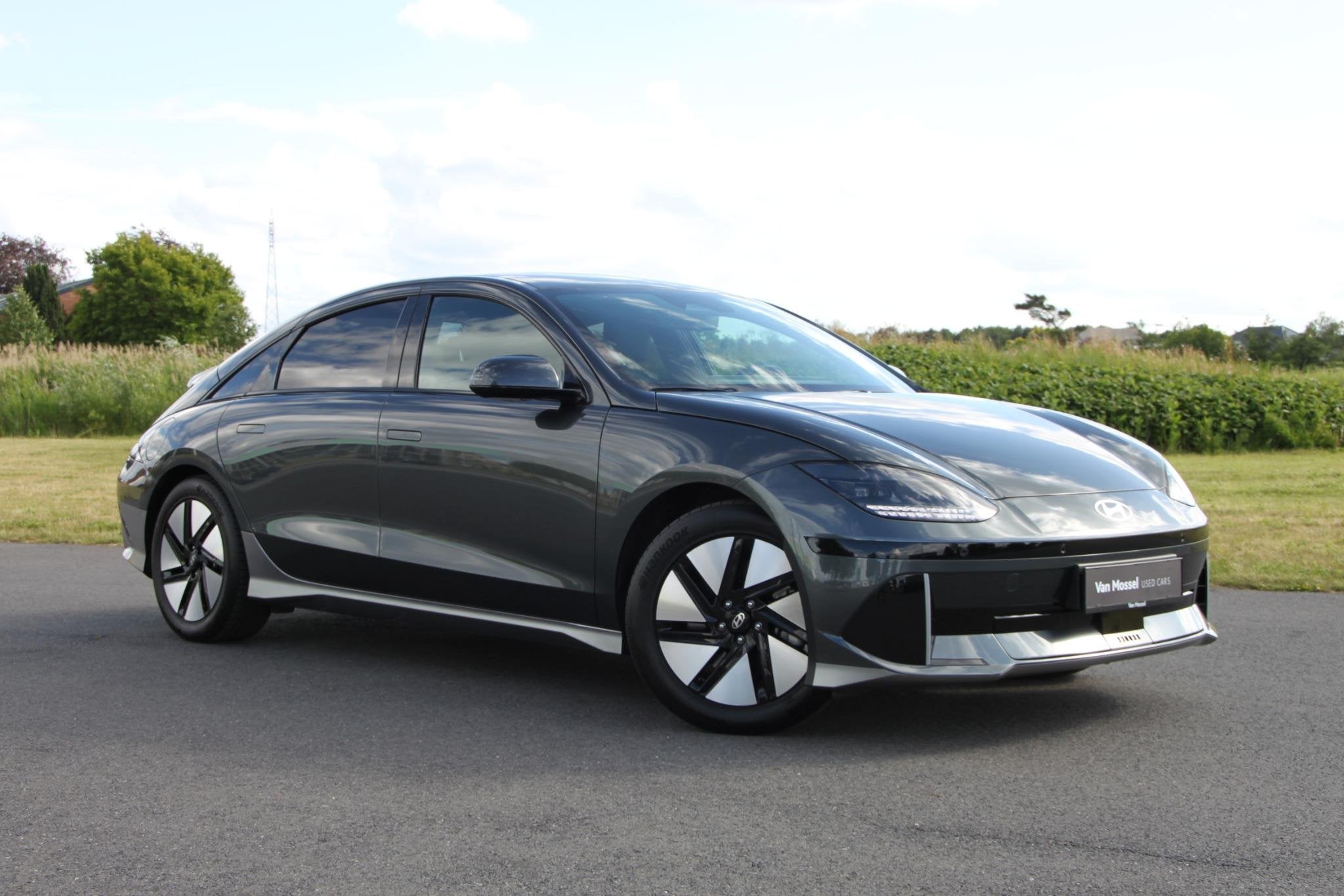 Hyundai Ioniq 6 Core Plus 77kWh, Auto's, Hyundai, Automaat, Gebruikt, Zwart, 77 kWh