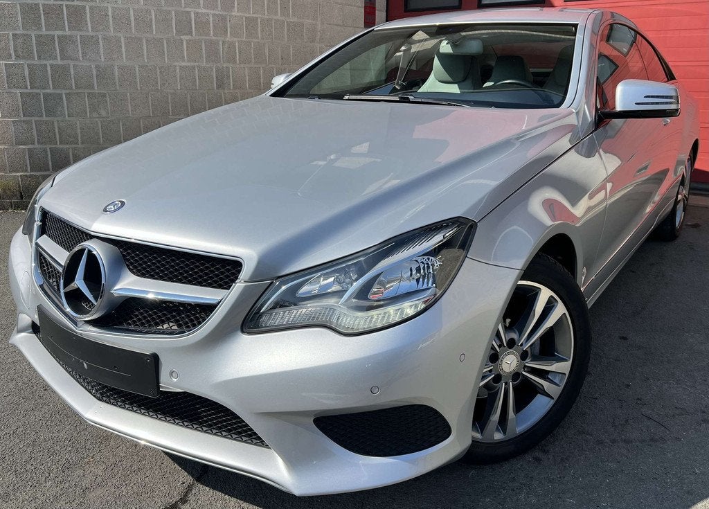 Mercedes-Benz E-Klasse 200 Coupe + CAR-PASS + GARANTIE + NAV, Alarme, Argent ou Gris, Achat, Entreprise