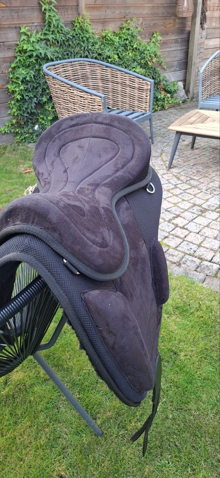Pagony boomloos zadel compleet zwart 17inch., Dieren en Toebehoren, Overige merken, M (17 inch), Ophalen of Verzenden, Zo goed als nieuw