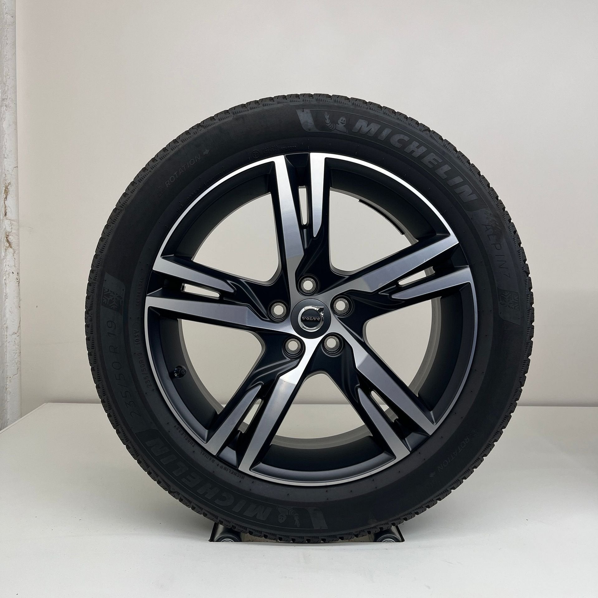 Volvo 19 inch - XC40 - winterbanden, Pneus et Jantes, Pneus hiver, Enlèvement ou Envoi, Véhicule de tourisme