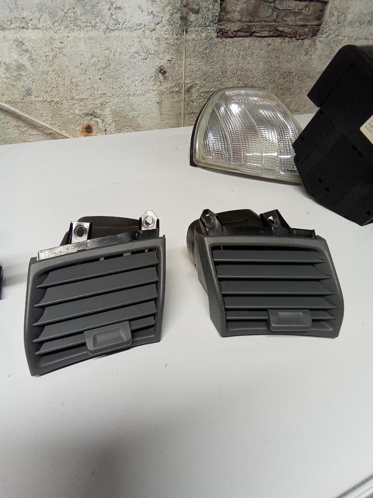 Grilles d'aération gauche et droite Mercedes-Benz SL r129, Enlèvement, Utilisé, Mercedes-Benz