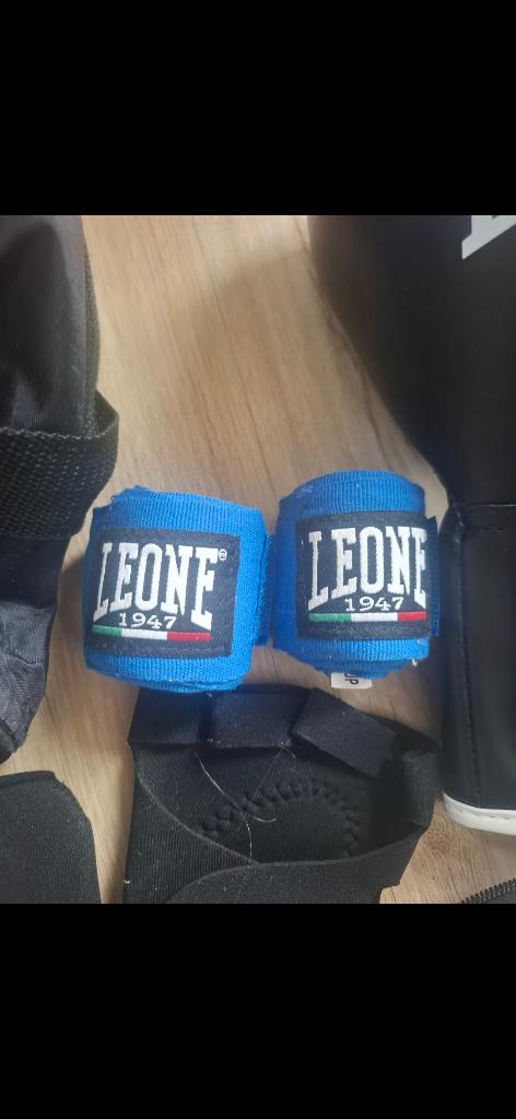 boxe set, Ophalen, Zo goed als nieuw, Bokshandschoenen