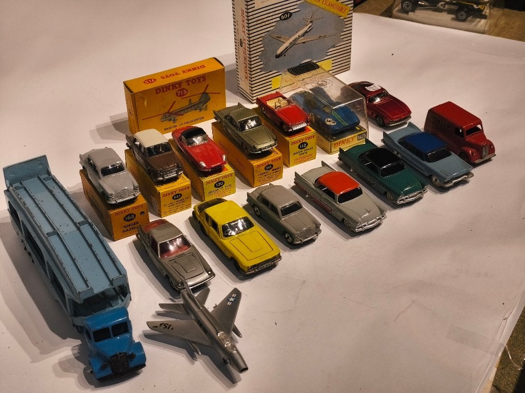 VERSCHILLENDE DINKY, POLITOYS, TEKNO EN SOLIDO, Verzenden, Gebruikt, Auto, Dinky Toys