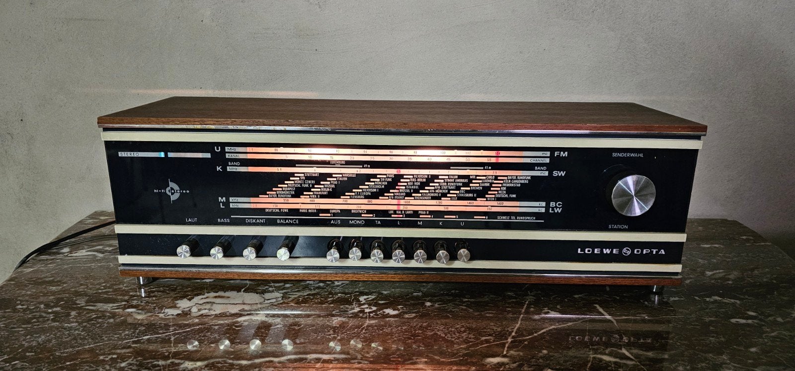 Vintage radio Loewe Opta Stereo Konzertgerät LO 11, Audio, Tv en Foto, Ophalen
