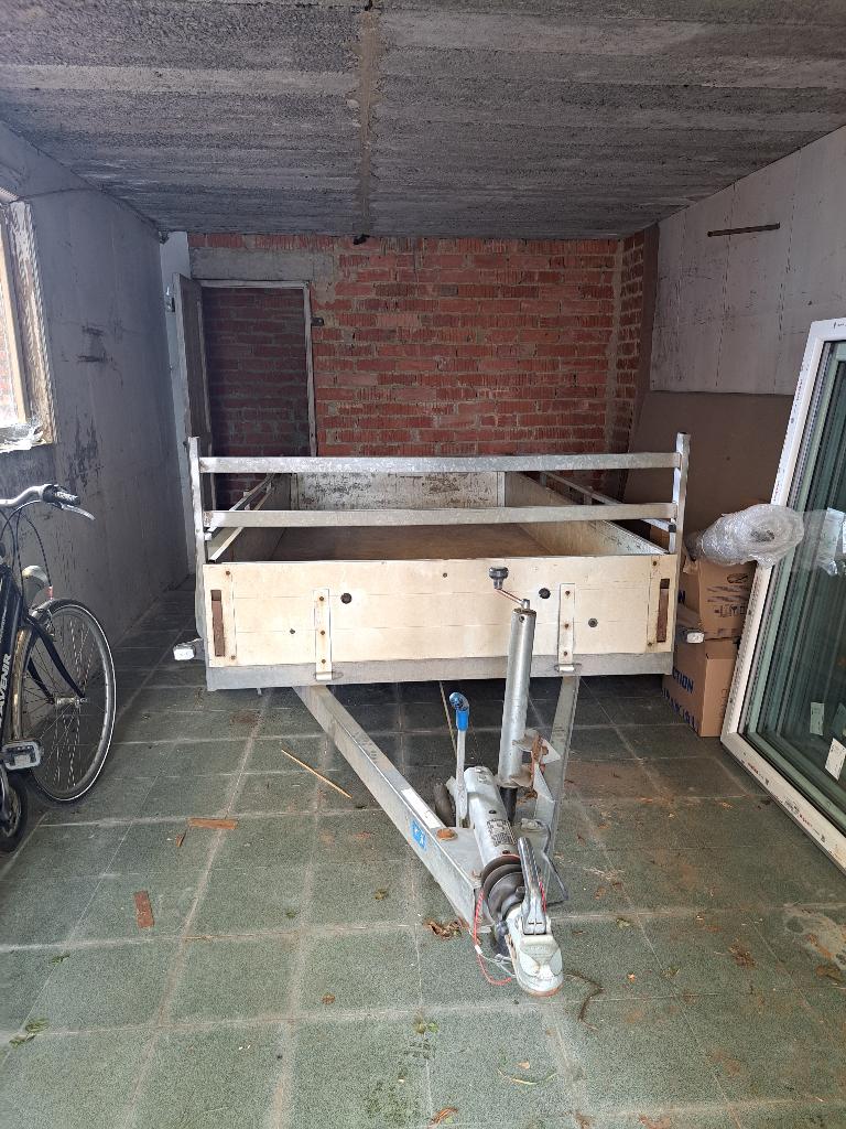 Aanhangwagen  geremd, Ophalen, Gebruikt