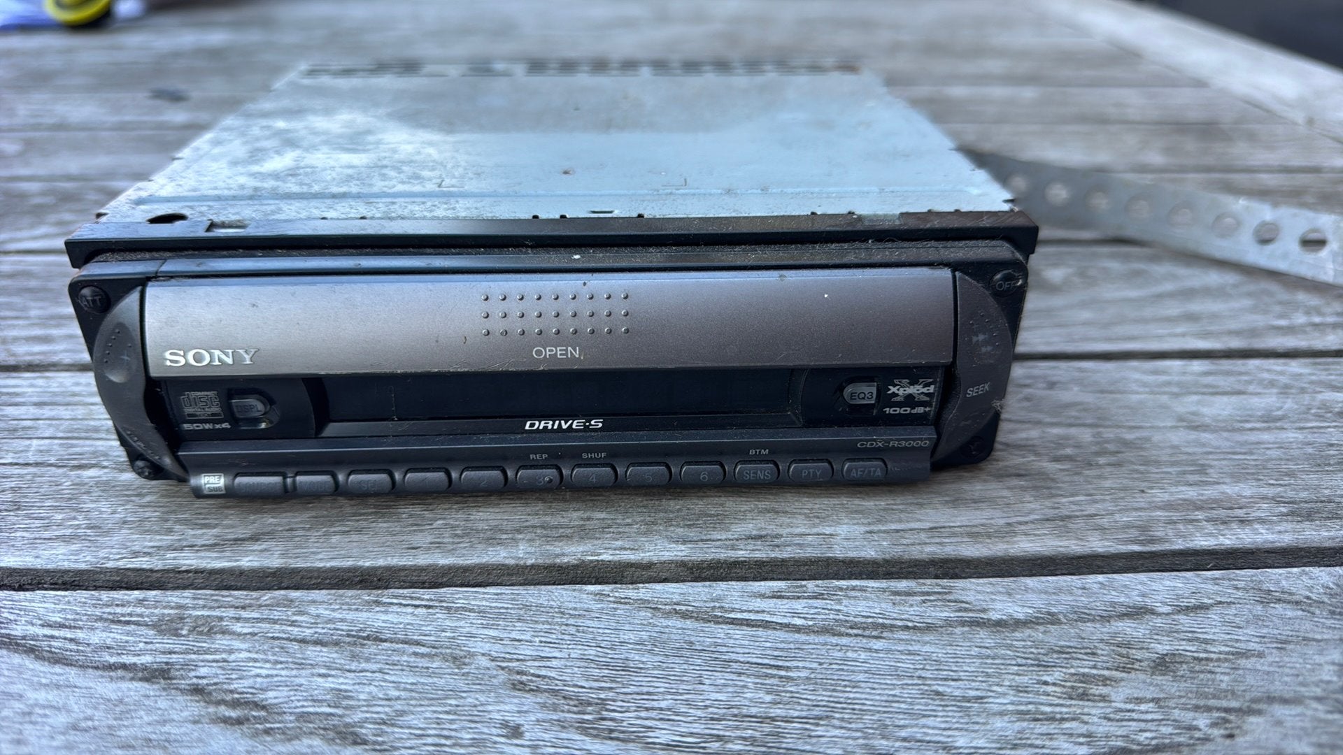Autoradio Sony avec lecteur CD, Autos : Divers, Autoradios, Enlèvement ou Envoi, Utilisé