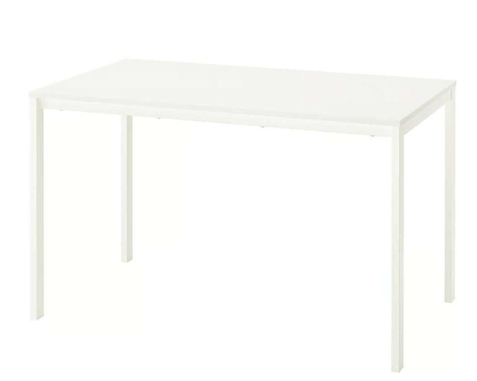 Table IKEA blanche, Enlèvement