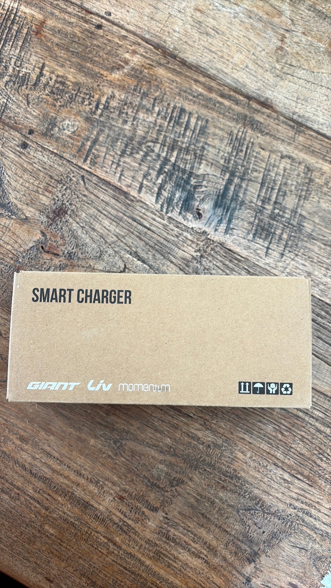 Oplader Giant elektrische fiets, Fietsen en Brommers, Nieuw