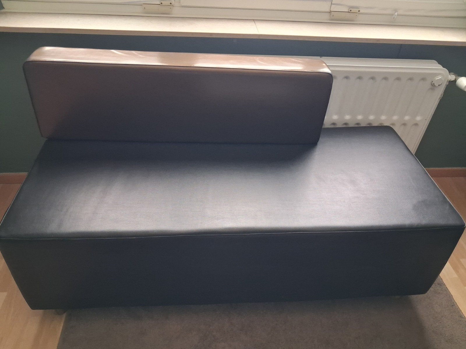 banc d'attente design de la marque bonvibi, Enlèvement