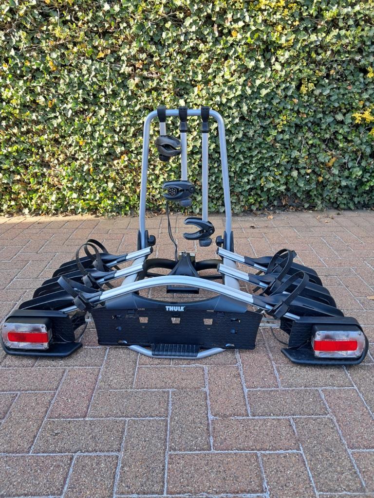Thule euroway 923 geschikt voor alle fietsen, max 51kg, Ophalen, 3 fietsen of meer, Trekhaakdrager, Brede banden