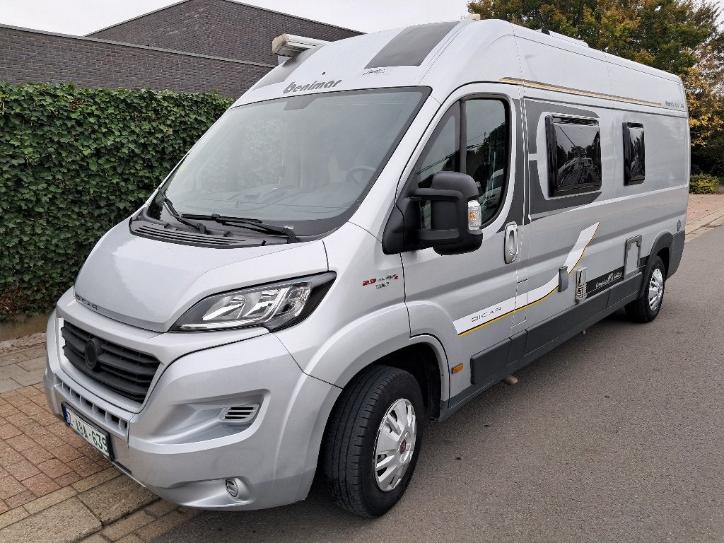 Benimar bouwjaar 2017 met 20000km 4 slaapplaatsen airco tv, Caravans en Kamperen, Buscamper of Camperbus, TV, Fiat, Diesel