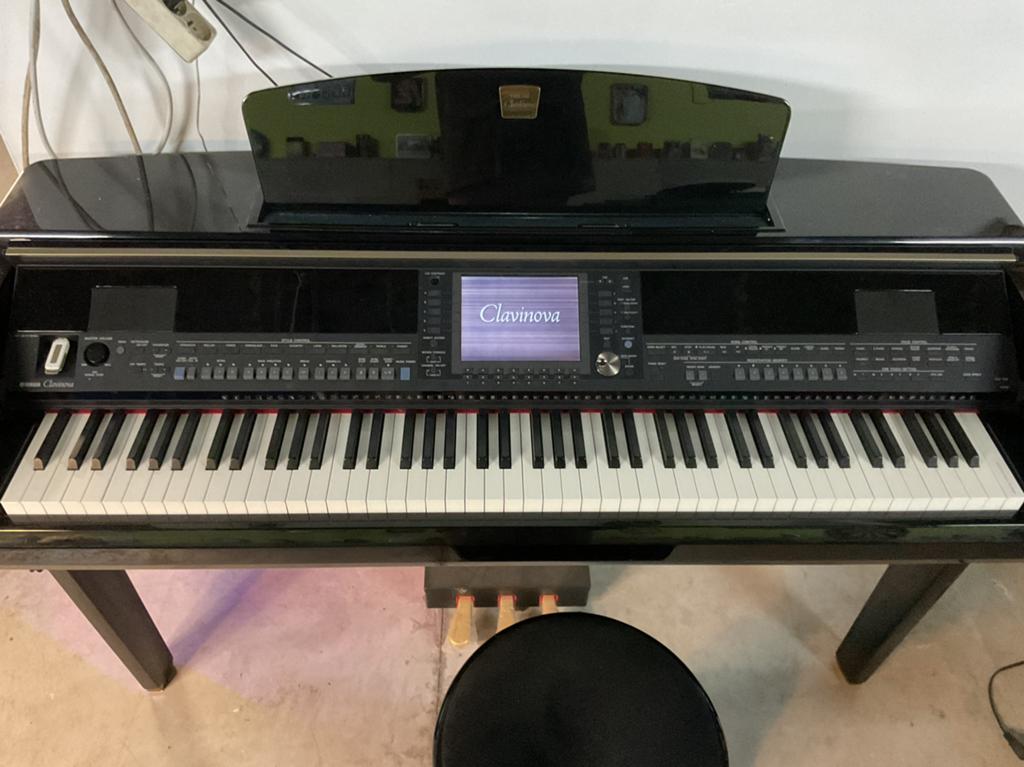 Clavinova Yamaha cvp 409, Ophalen, Zo goed als nieuw, Zwart