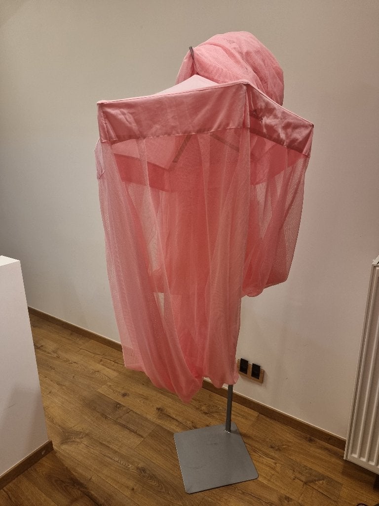 Roze babyklamboe met vrijstaande metalen standaard, Kinderen en Baby's, Kinderkamer | Inrichting en Decoratie, Ophalen, Gebruikt