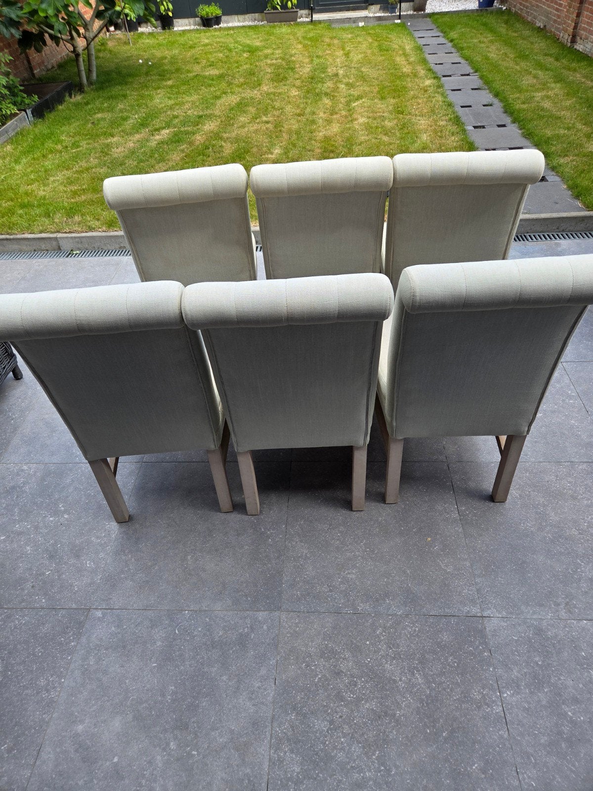 Eetkamerstoelen, Ophalen
