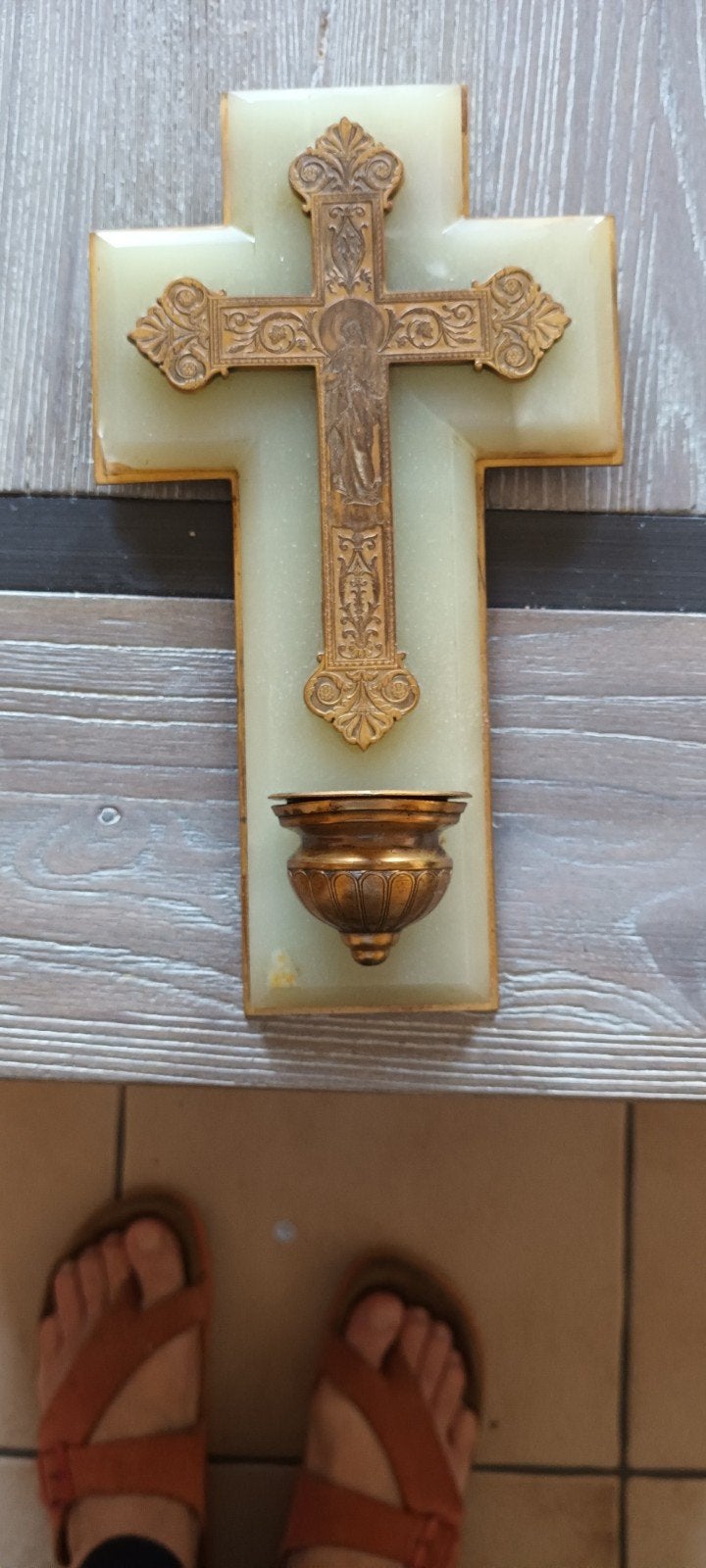 antiek kruisbeeld met watervat, Antiek en Kunst, Ophalen