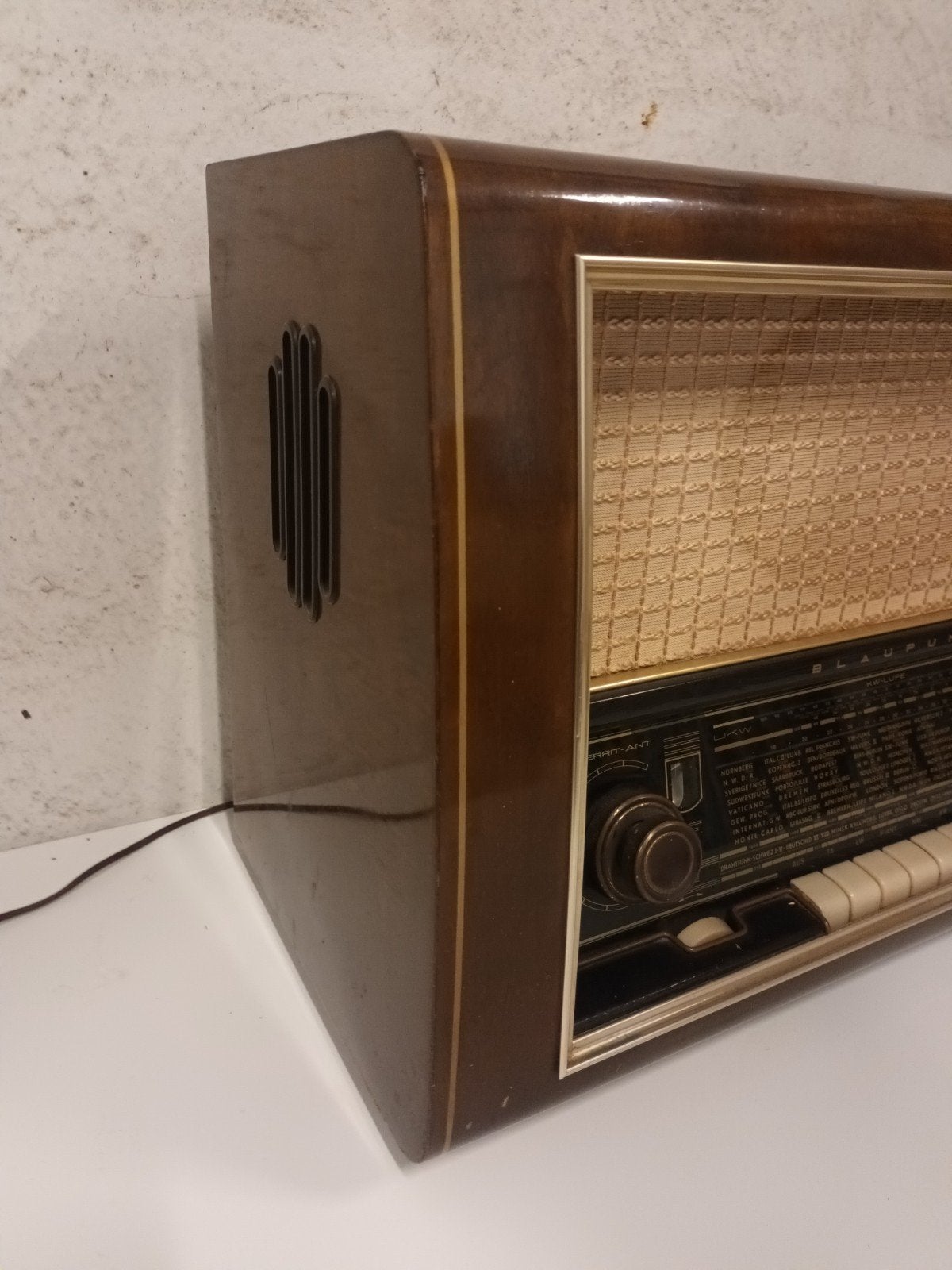 Blaupunkt Nizza 3D Buizenradio (1954/1955) – In Werkende St, Enlèvement