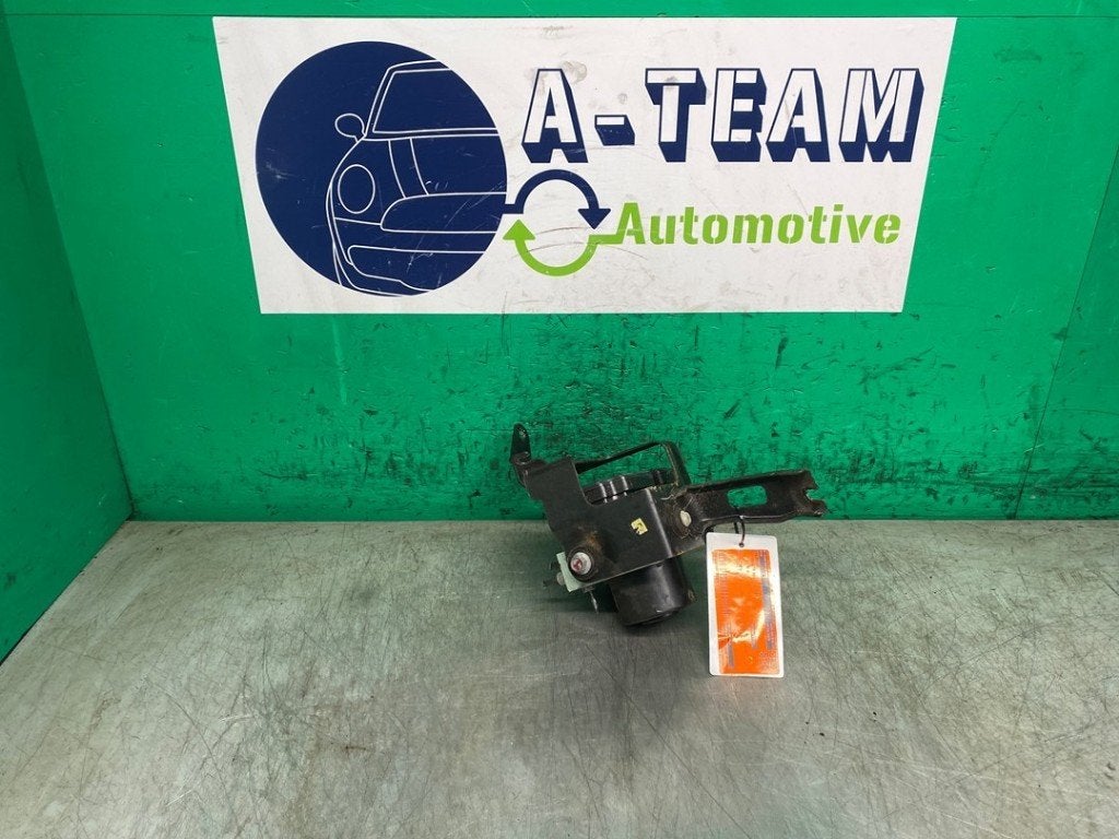 BLOC ABS (FREINS ANTI-BLOCAGE) Suzuki Alto (|28570049053|), Suzuki-Allee 7
64625  Bensheim, DE, Suzuki Deutschland GmbH, Kontakt@suzuki.de