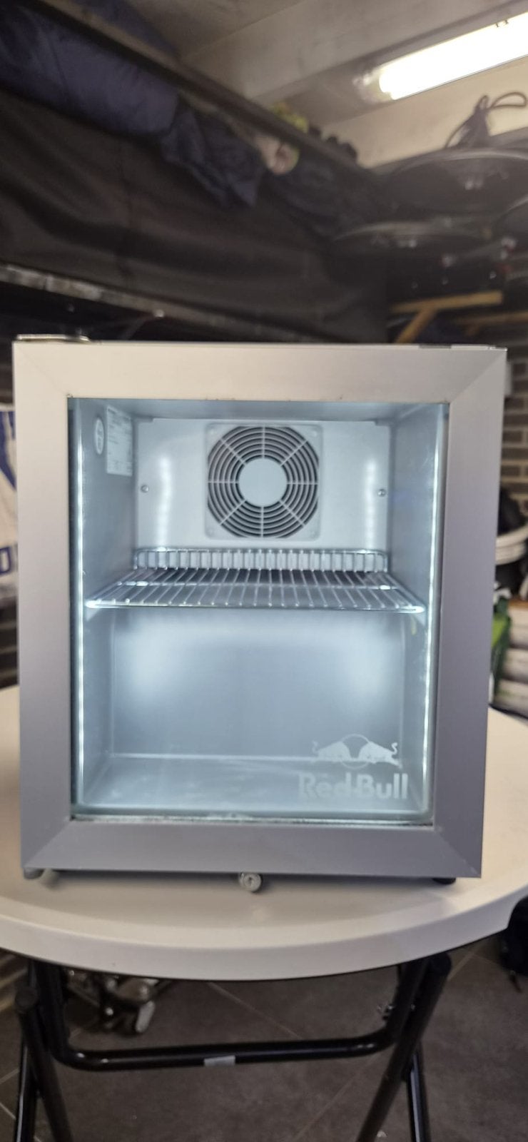 Red Bull mini koelkast, Elektronische apparatuur, Koelkasten en IJskasten, Ophalen, Zonder vriesvak, Energieklasse A of zuiniger
