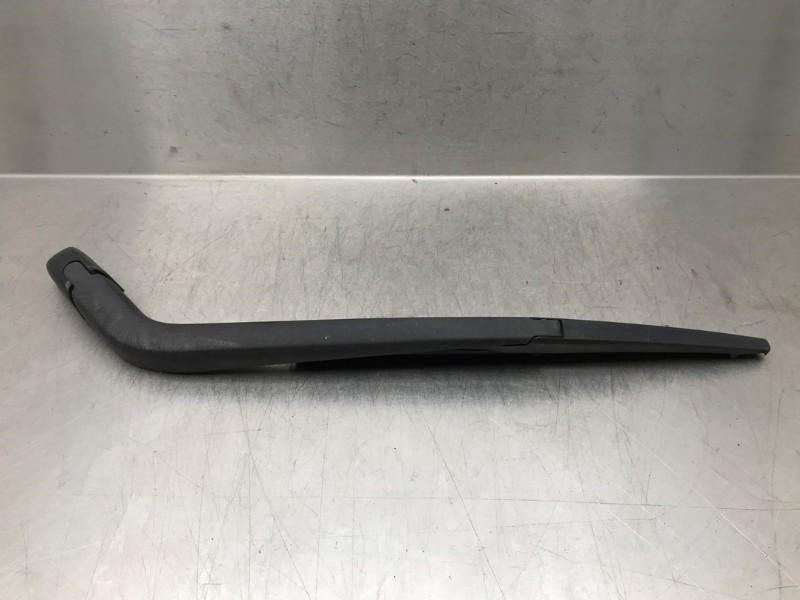 RUITENWISSERARM ACHTER Toyota Auris (E15) (01-2006/09-2012), Gebruikt, Toyota