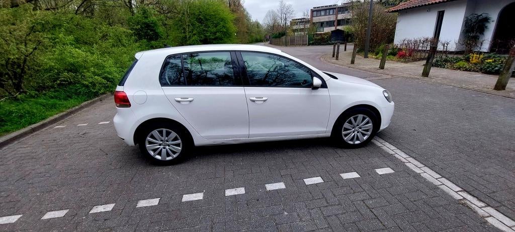 VW GOLF 1.6TDI AUTOMAAT, Euro 5, Entreprise, Noir, 5 portes