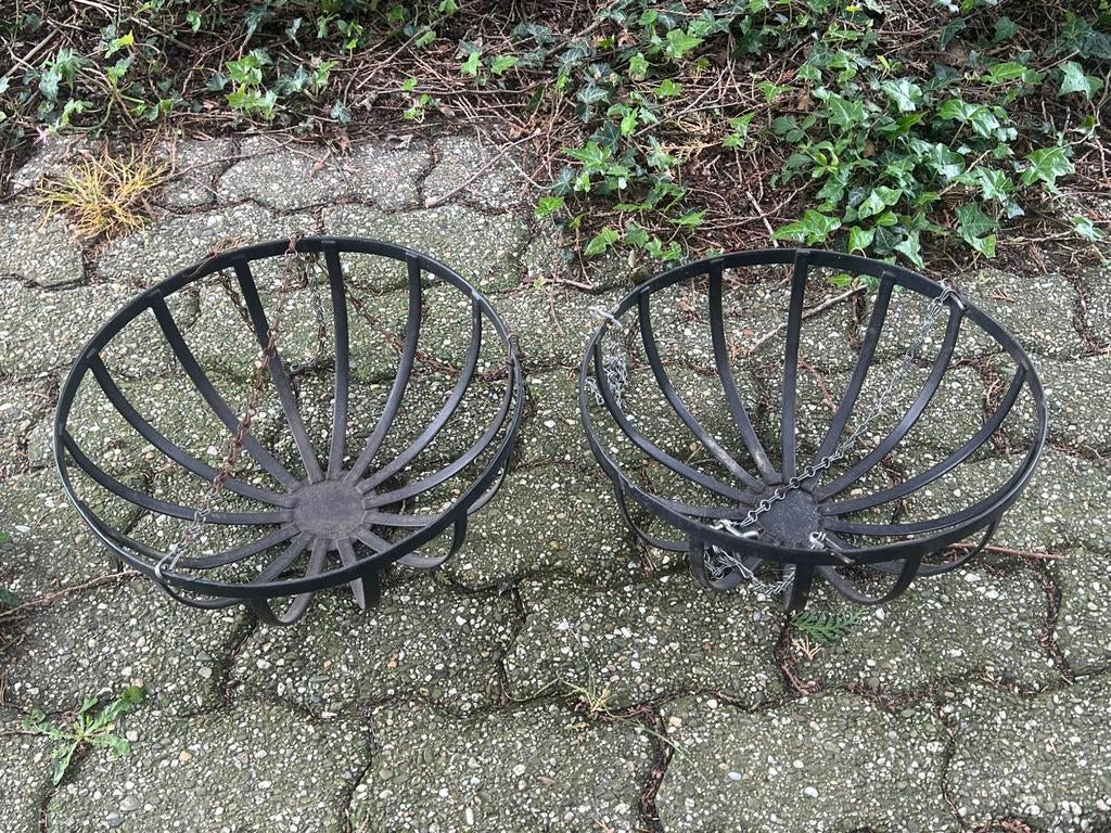 Lot de 2 paniers suspendus - Jardinieres Vintage - Fer forgé, Enlèvement ou Envoi, Rond, Utilisé, Métal