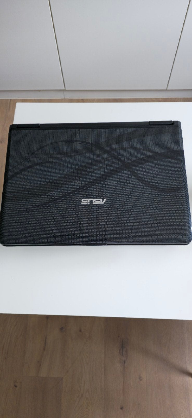 Opruiming laptops met lader 40€, Enlèvement, Utilisé
