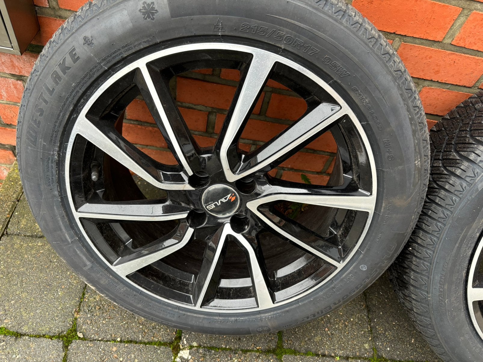 Banden en velgen, Auto-onderdelen, Banden en Velgen, Ophalen, 215 mm, Nieuw, 17 inch