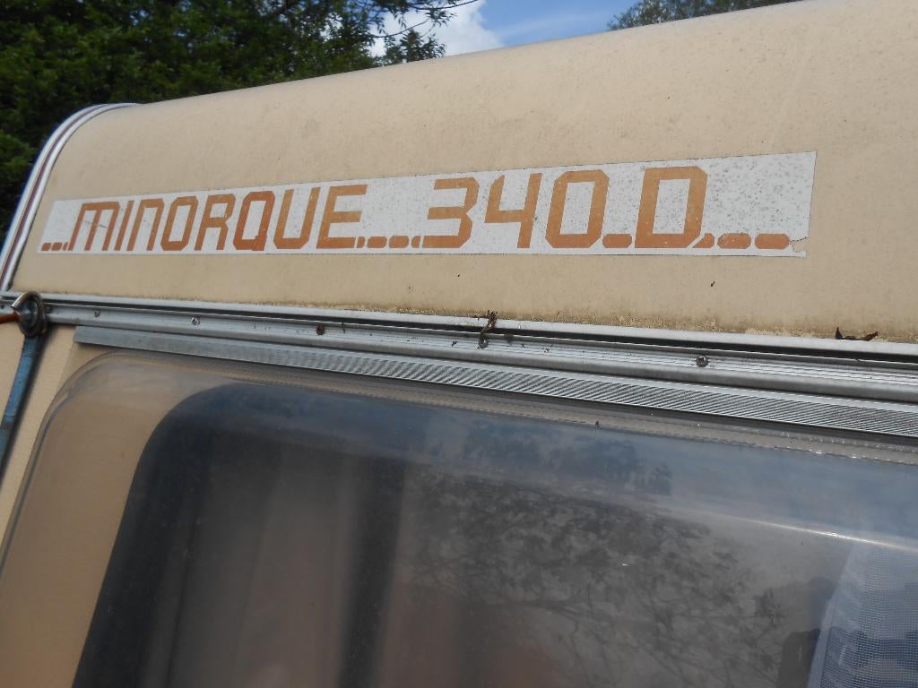 caravan zonder nodige keuring, Caravans en Kamperen, Overige merken, Omvormbare zithoek, Tot en met 3, Particulier
