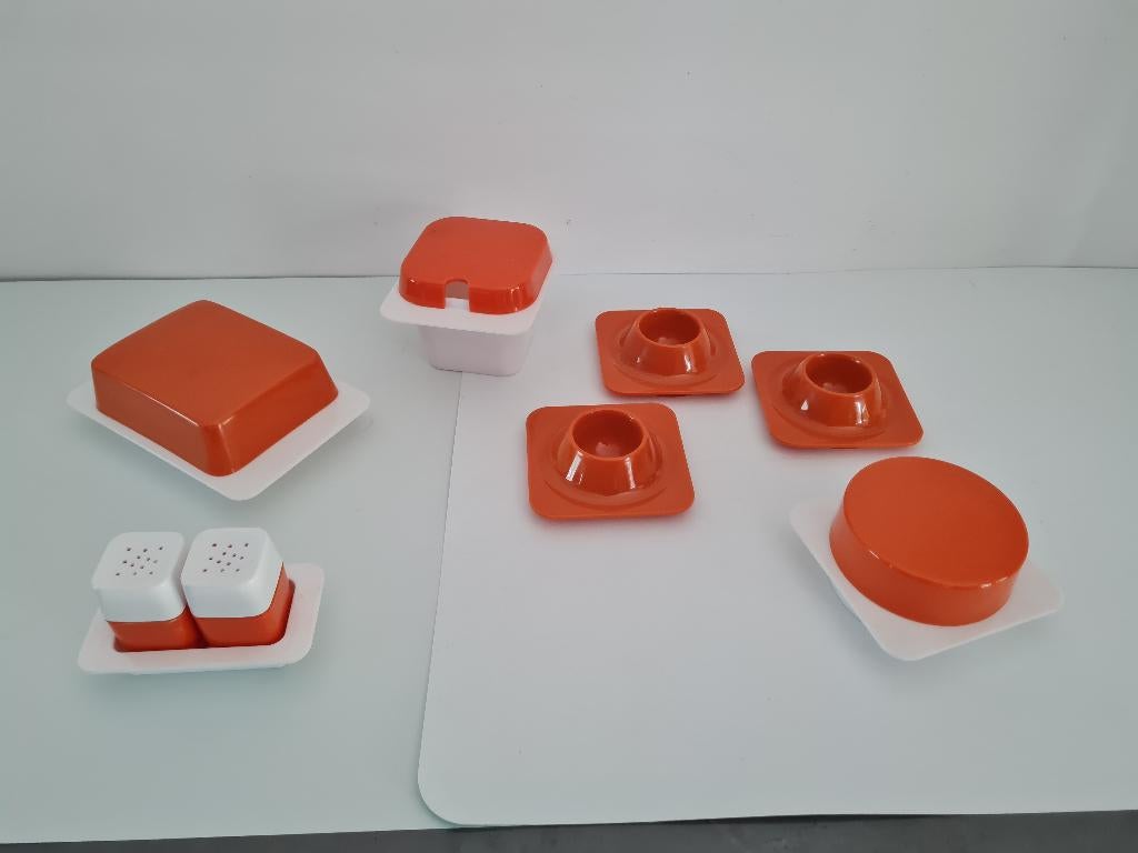 Vintage set: eierdopjes-confituurpotje-botervloot enz, Ophalen of Verzenden