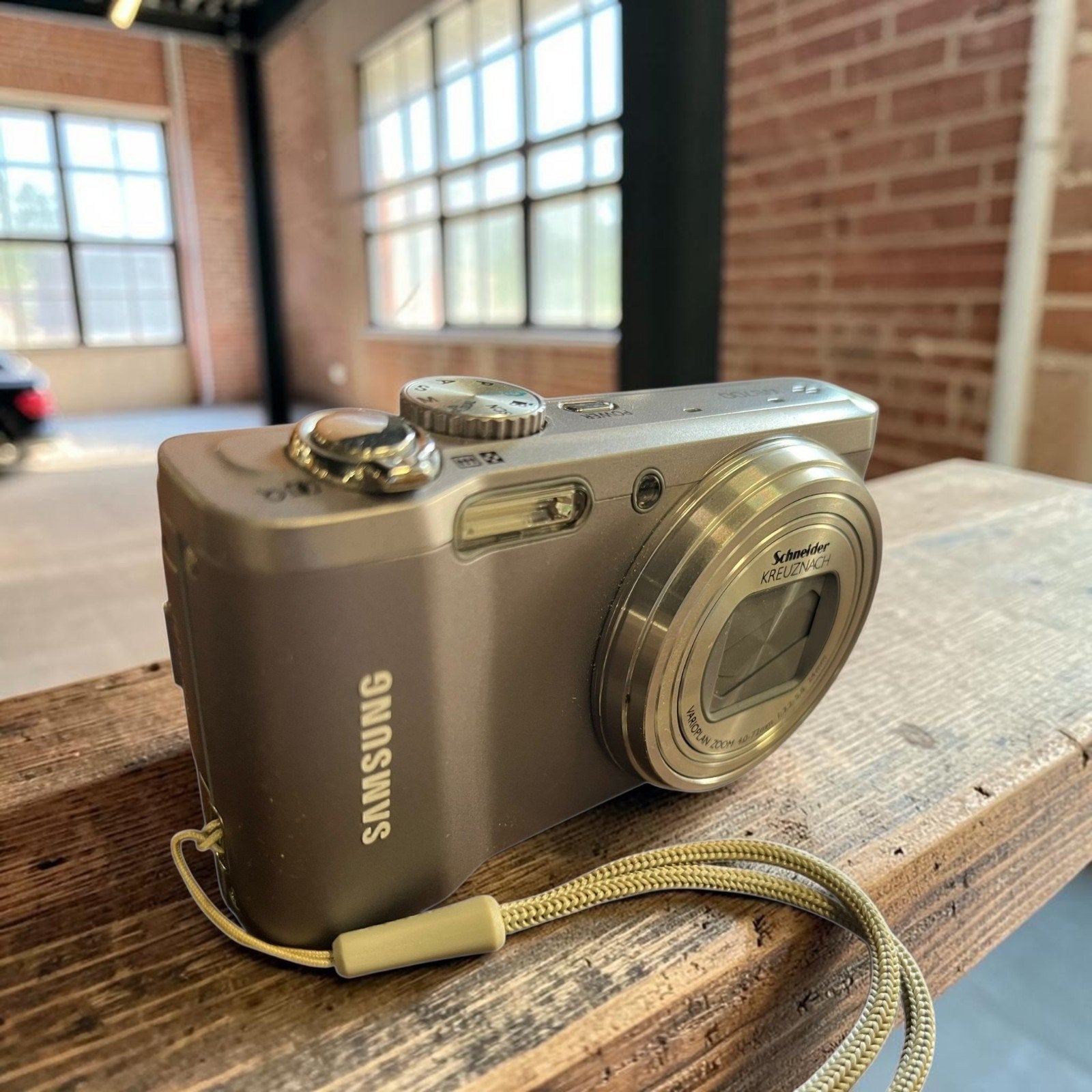 Appareil photo vintage Samsung WB700 Schneider Kreuznach, Enlèvement ou Envoi