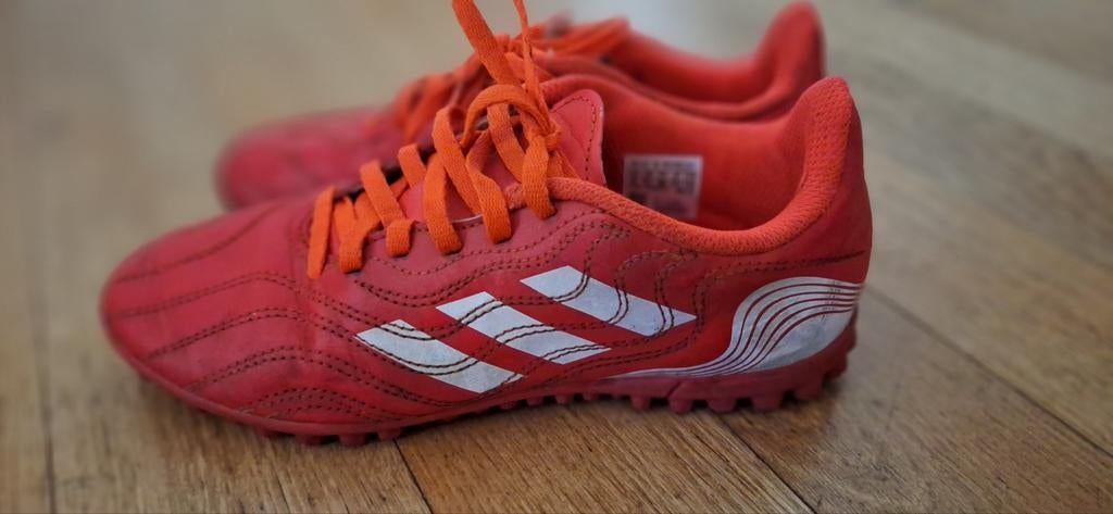 Adidas voetbalschoenen voor kinderen, maat 36, Sport en Fitness