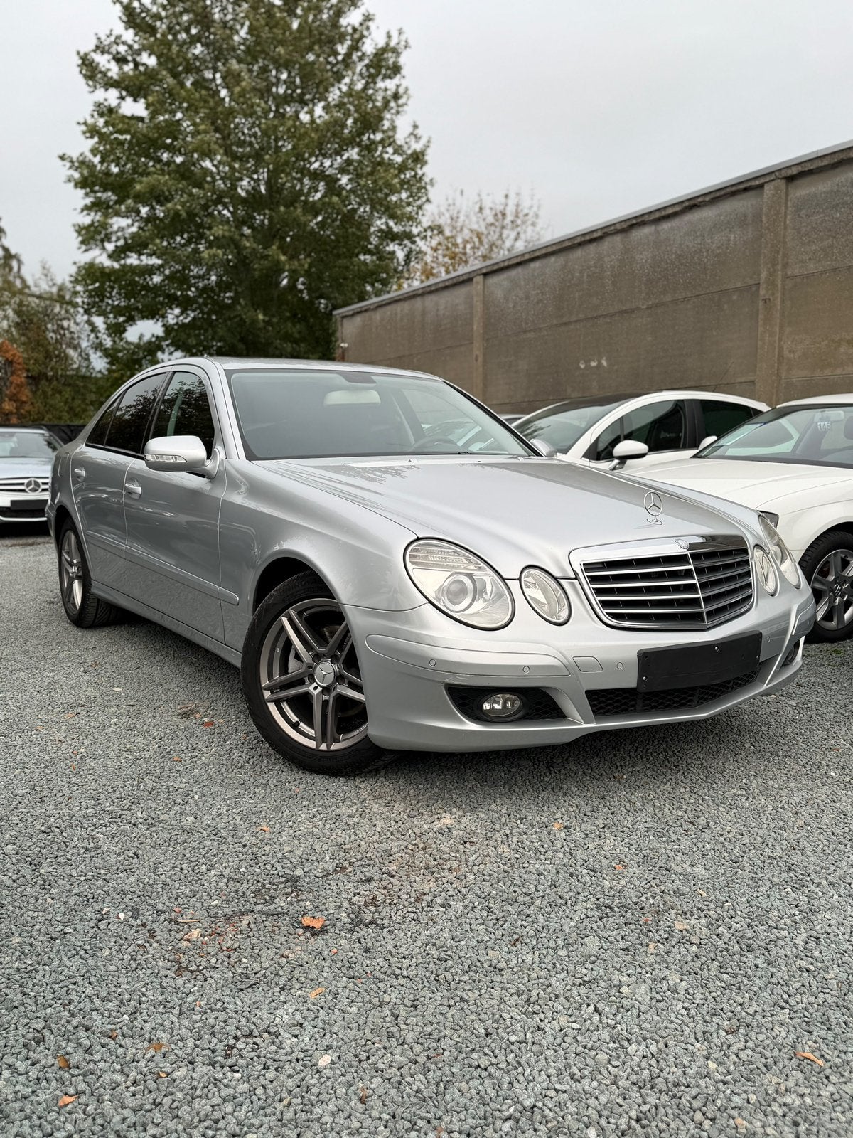 Mercedes E200 kompressor automatique essence, Autos, Argent ou Gris, Achat, 135 kW, Entreprise