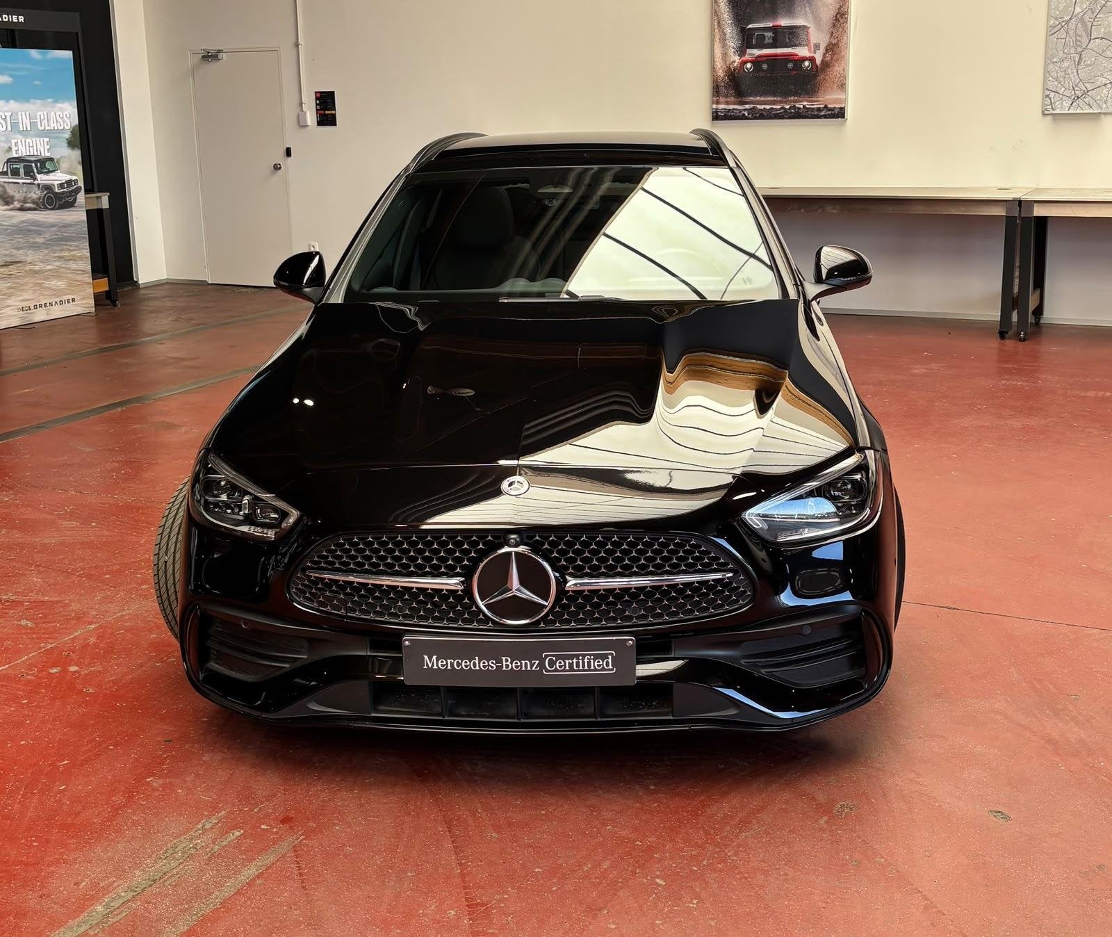 Mercedes-Benz C-Klasse 180 Break AMG Line | Panoramisch Dak, Automaat, Zwart, 4 cilinders, Zwart