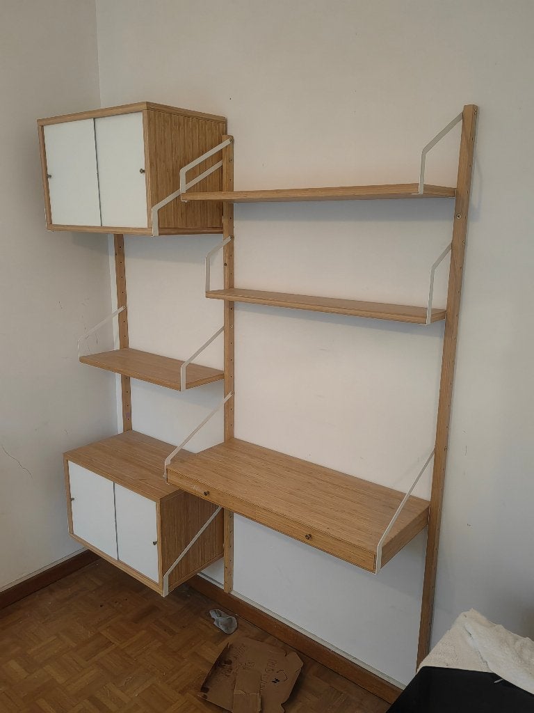 Wall Unit IKEA SVALNAS, Avec porte(s), 150 à 200 cm, Utilisé, 150 à 200 cm