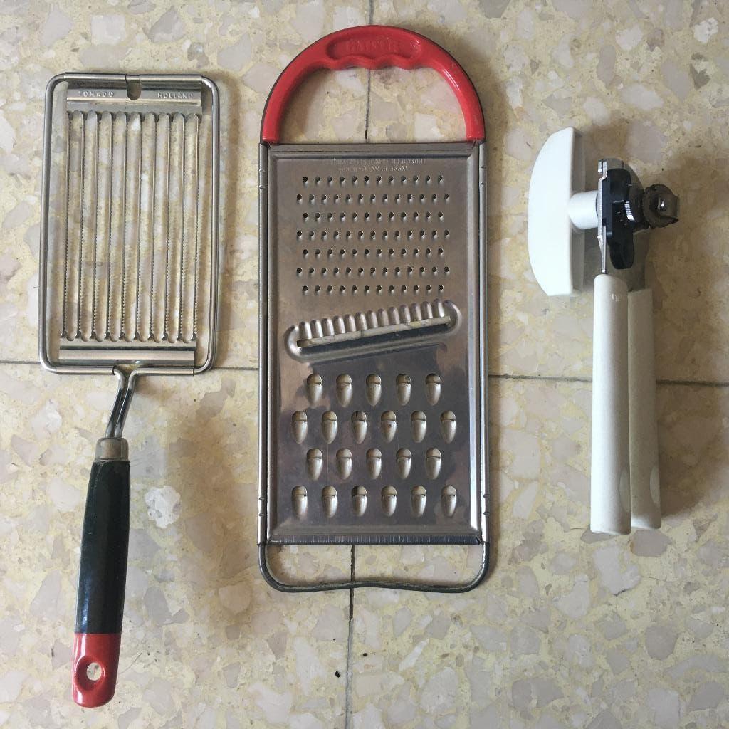 Tomatenslicer, rasp en blikopener, Enlèvement ou Envoi